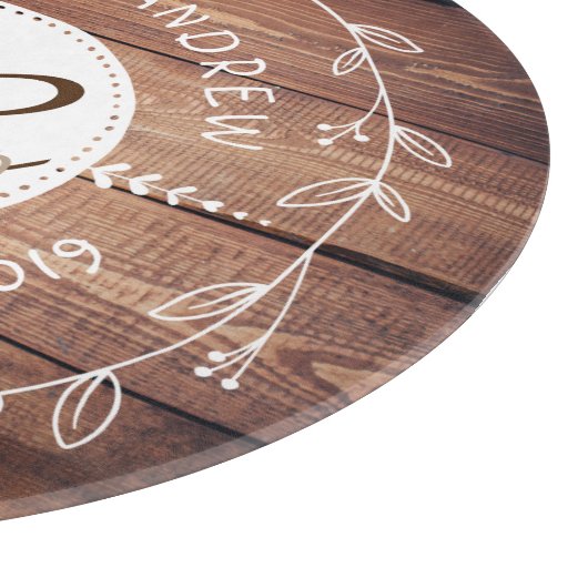Waldhochzeits-Monogramm-hölzerner Schneidebrett (Ecke)