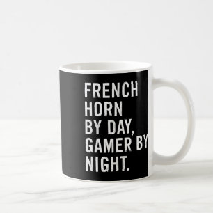 Waldhorn bei Tag, Gamer bei Nacht Kaffeetasse