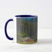 Waldkabine unter den Bergen Tasse (Links)