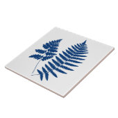 Waldland Fern, Kobalt Blau auf Weiß Fliese (Seite)