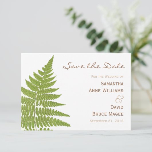 Waldland Wedding Fern Save the Date Card (Stehend Vorderseite)