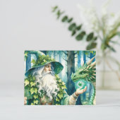 Waldlandassistent mit leuchtendem Grünen Drachen Postkarte (Stehend Vorderseite)