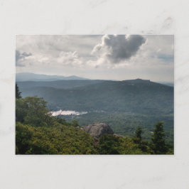 Waldlandschaftsfotos auf der Standardpostkarte Postkarte