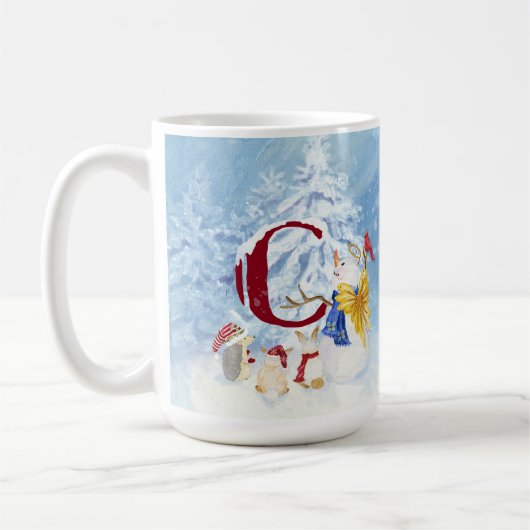 Waldtier-Schneemann-Bäume des Monogramm-C Snowy Kaffeetasse (Links)