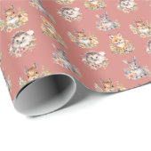 Waldtiere auf Seashell Pink Geschenkpapier (Rolleneckpunkt)