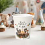 "Waldtiere Birthday Forest Kids Party Pappbecher<br><div class="desc">Bringen Sie mit diesen bezaubernden Waldbechern den Zauber des Waldes ins Party Ihres Kindes! Dieses charmante Design mit hübschen Waldtieren rund um einen Geburtstagskuchen mit Ballons und Geschenken eignet sich perfekt für Kindergeburtstage, Waldtheater-Party und Ansammlungen im Freien. Personalisieren Sie Ihren Kindernamen und machen Sie das Party besonders. Koordinieren Sie die...</div>