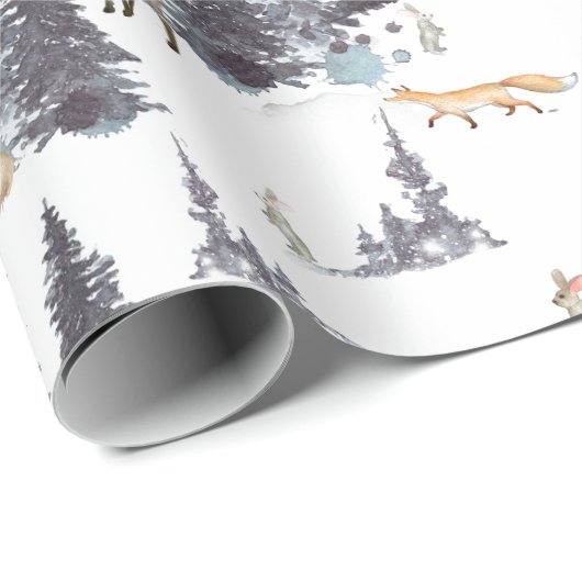 Waldtiere in Winterwaldmuster Geschenkpapier (Rolleneckpunkt)
