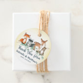 Waldtiere umkreisen Dankesmarken. Tarnfarben. Geschenkanhänger (Beispiel)