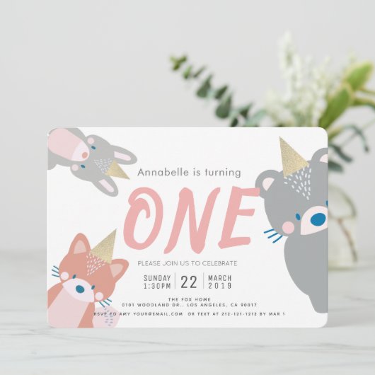 Waldtiere Weißrosa Mädchen 1. Geburtstag Einladung (Stehend Vorderseite)