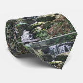 Waldwasserfälle Naturschutzgebiet Foto Krawatte (Gerollt)