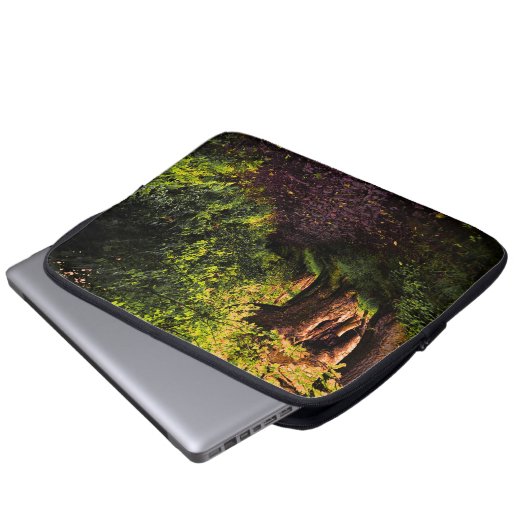 Waldweg Laptopschutzhülle (Vorne Knopf)