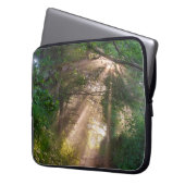 Waldweg Laptopschutzhülle (Vorderseite Links)