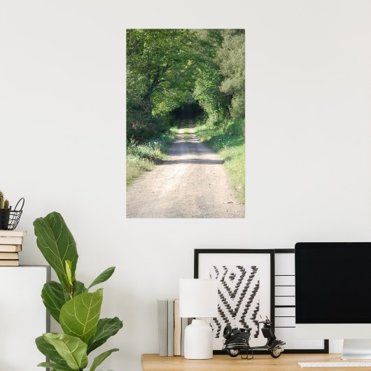 Waldweg oder Schotterstraße auf der Landseite Poster (Heimbüro)