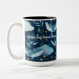Wale surfen kosmische Wellen Blaue Sternbilder Zweifarbige Tasse