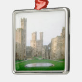 Wales, Caernarfon Burg, einer von Edwards 2 Ornament Aus Metall (Links)
