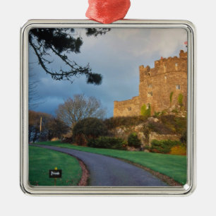 Wales - Ein privates walisisches Schloss nahe St. Silbernes Ornament