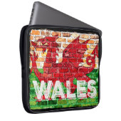 Wales Flag auf Brick Laptopschutzhülle (Vorne Rechts)
