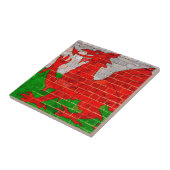 Wales-Flagge auf einer Backsteinmauer Fliese (Seite)