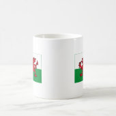 Wales-Flaggen-(helle) Tasse (Mittel)