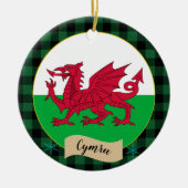 Wales, grünes Büffel, kariert- und walisische Flag Keramik Ornament (Vorne)