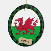 Wales, grünes Büffel, kariert- und walisische Flag Keramik Ornament (Links)