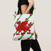 Waliser stripes Flagge Tasche (Von Nahem)
