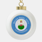Walisische Angel Hanukka Flag Personalisiert Keramik Kugel-Ornament (Vorderseite)