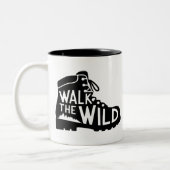 Walk the Wild Hiking Boot Graphic Design Zweifarbige Tasse (Links)