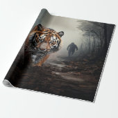 Walking Alter Schwarz-Orange-Tiger surrealer Wald Geschenkpapier (Ungerollt)