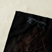 Walking Alter Schwarz-Orange-Tiger surrealer Wald Strandtuch (Beispiel)