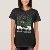 Walking In A Wiener Wonderland Dachshund T-Shirt (Vorderseite)