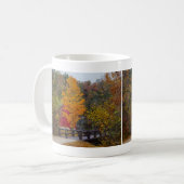 Walkway Bridge to Alley Mill Tasse (Vorderseite Links)