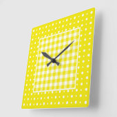 Wall Clock, Gelber Karo Gingham und Polka Dots Quadratische Wanduhr (Winkel)