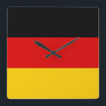 Wall Clock mit der Flagge Deutschlands Quadratische Wanduhr<br><div class="desc">Phantastische patriotische Wanduhr mit Flag of Germany. Dieses Produkt ist anpassbar.</div>