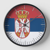 Wall Clock mit der Flagge Serbiens Uhr (Vorderseite)