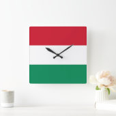 Wall Clock mit der Flagge Ungarns Quadratische Wanduhr (Zuhause)