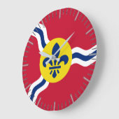 Wall Clock mit der Flagge von St. Louis, Missouri Große Wanduhr (Winkel)