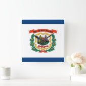Wall Clock mit der Flagge von West Virginia, USA Quadratische Wanduhr (Zuhause)