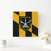 Wall Clock mit Flagge von Baltimore City, USA Quadratische Wanduhr (Zuhause)