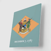 Wall Clock mit Flagge von Delaware, USA Quadratische Wanduhr (Winkel)