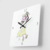 Wall Clock mit Mädchen in gelbem Kleid und Hut Quadratische Wanduhr (Winkel)