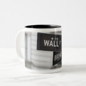 Wall Street-Kaffeetasse Zweifarbige Tasse (Vorderseite Links)