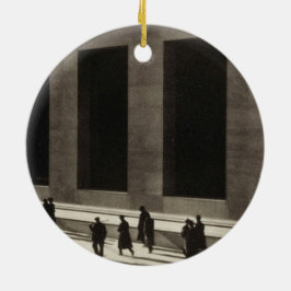 Wall Street (von Paul Strand, 1915) Keramik Ornament