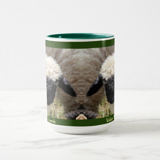 Walliser Schwarzer Nase Tasse (Zentrum)