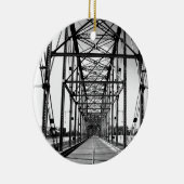 WALNUSS-STRASSEN-BRÜCKE - CHATTANOOGA, TN KERAMIK ORNAMENT (Rechts)