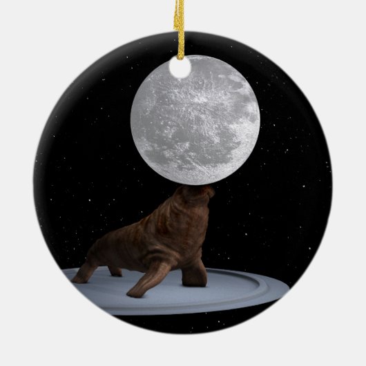 Walrus Balancing the Moon Keramikornament (Hinten)