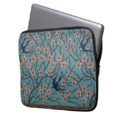 Walter Crane Almond Blossom & Swallow Laptopschutzhülle (Vorderseite Links)