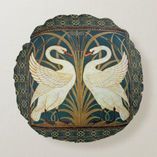 Walter Crane Swan, Rush and Iris Art Nouveau Rundes Kissen
