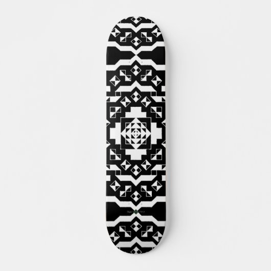 Wandeln Sie widergespiegelte Stückchen um Skateboard (Vorne)