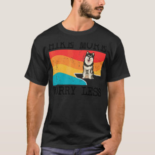 Wandere mehr, sorge dich weniger Finnischer Lapphu T-Shirt